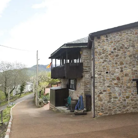 O Palleiro Do Pe Do Forno 3* Orellán