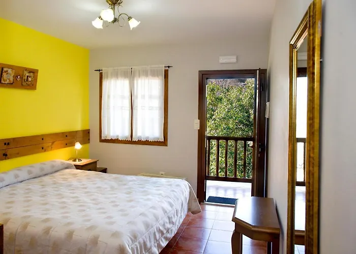 Hotel O Palleiro Do Pe Do Forno Orellán